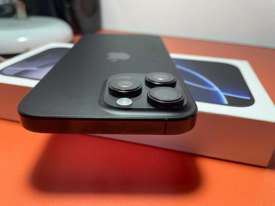iPhone 16 Pro Max 512 GB - Black Titanium