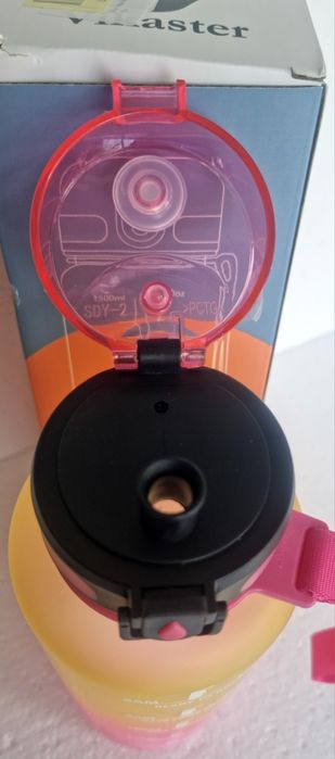 Бутилка за вода 32oz с мотивационни цитати и маркери за време, дизайн