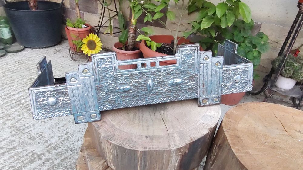 Cenusar fontă Art Nouveau