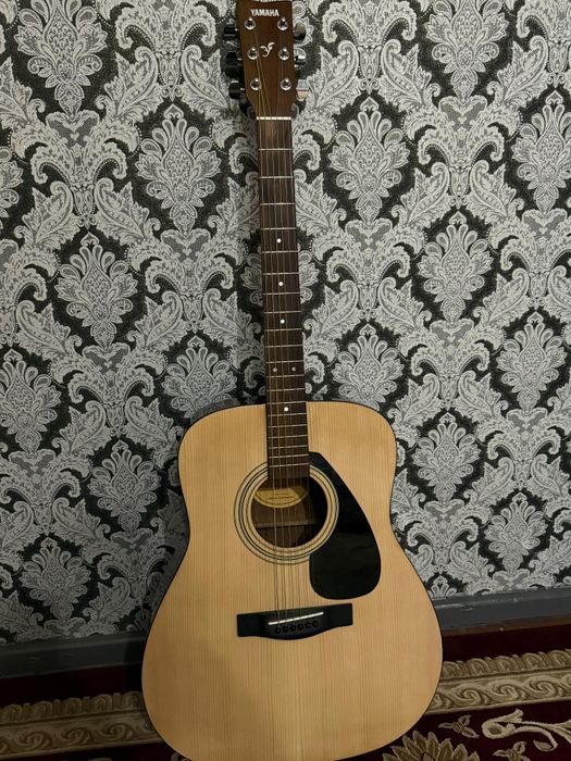 СРОЧНООО!! Продам гитару состояние хорошеее