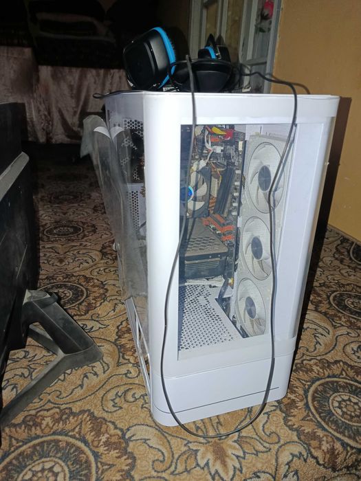 Компьютер сотилади