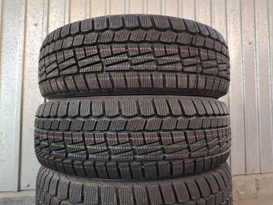 Зимние шины Новые 175/65/R14