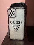 Продавам стилен кейс Guess за iPhone 12 Pro Max на цена 9.99 лв!