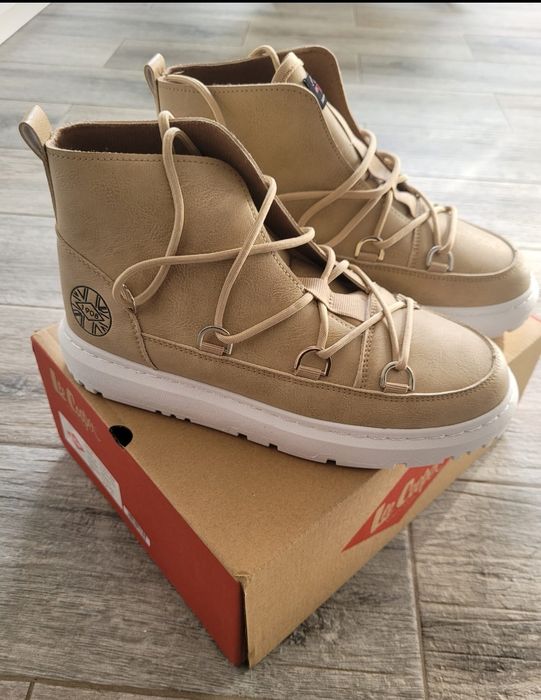 Vand ghete dama Lee Cooper marime 41