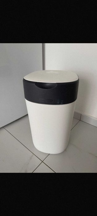 Vand coș de gunoi pentru pampersi