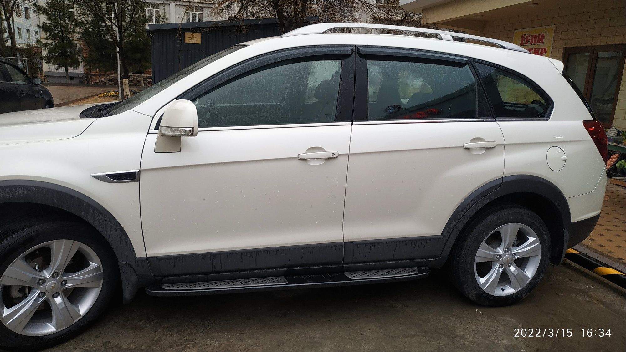 Продам Chevrolet Captiva 2   2.4  2011г