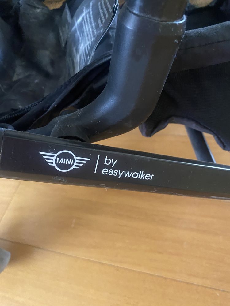Продам коляску Easywalker mini cooper