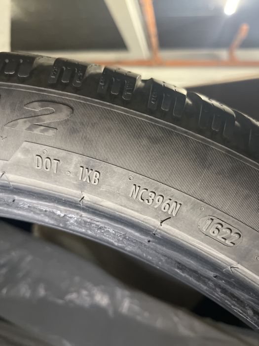 Гуми зимни Пирели 2бр