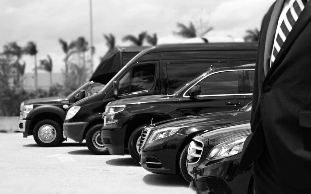 Аренда авто премиум-класса: Mercedes-Benz S-Class, V-Class, Sprinter.