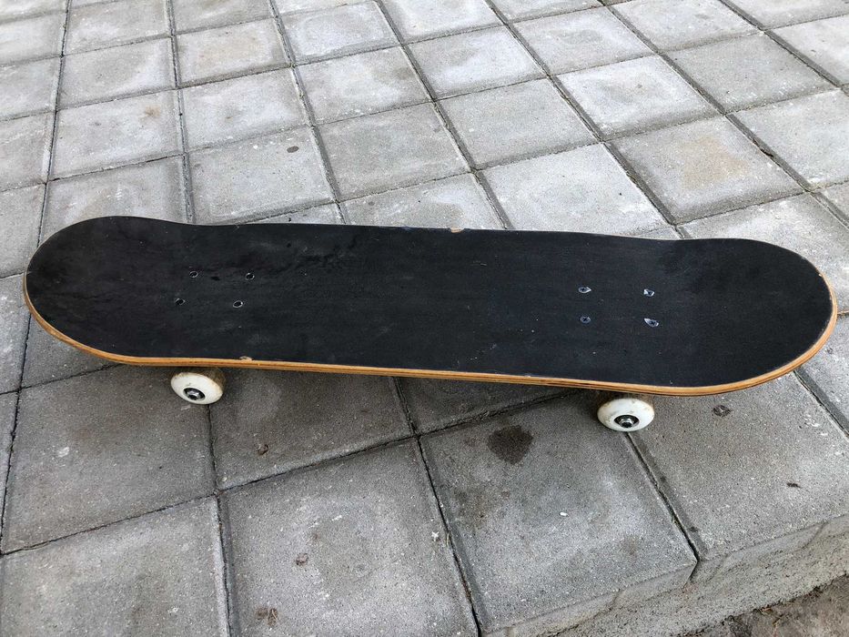 Детски скейтборд NERF, малко използван, запазен, до 100 кг. тежест