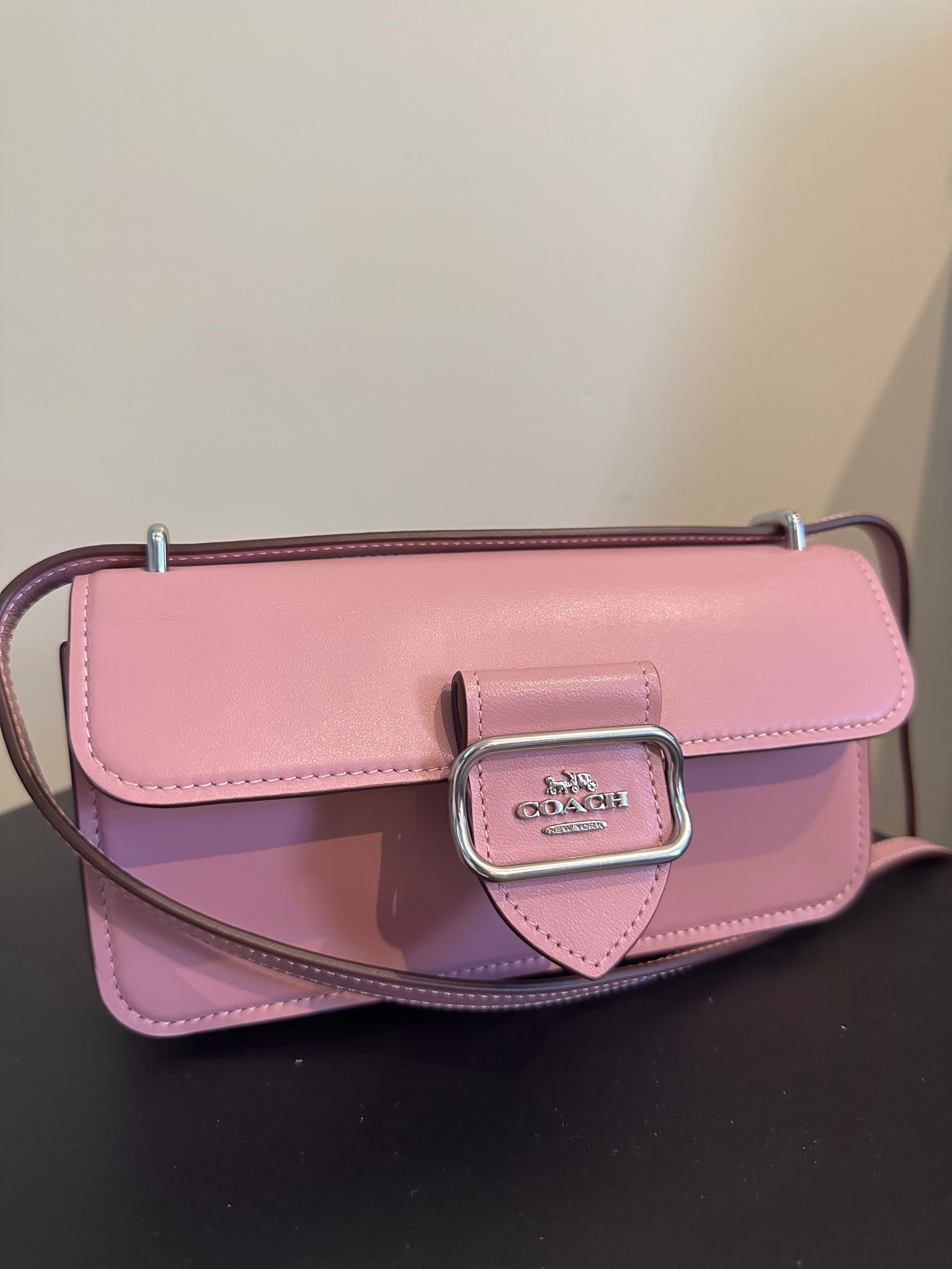 Розова чанта coach