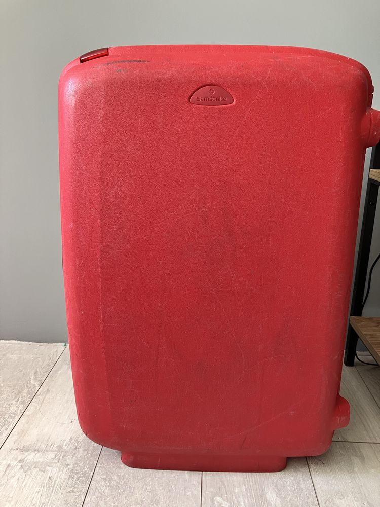 Куфари. Revelation и Samsonite