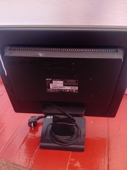 Продаётся отличный монитор