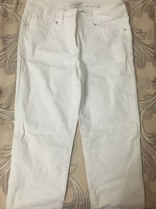 Белые брюки