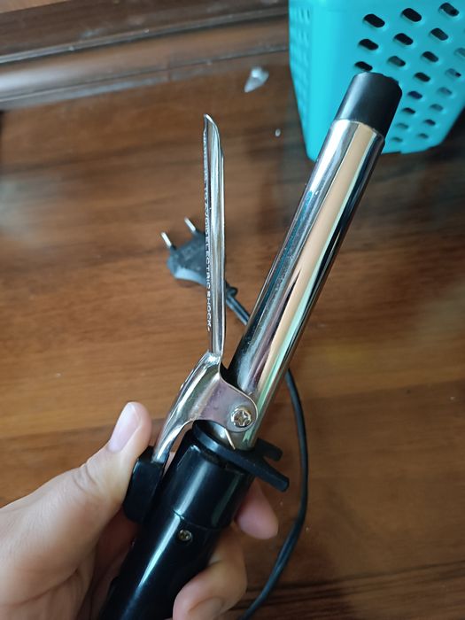 Спрей для объёма волос светильник плойка завивка чехол телефон