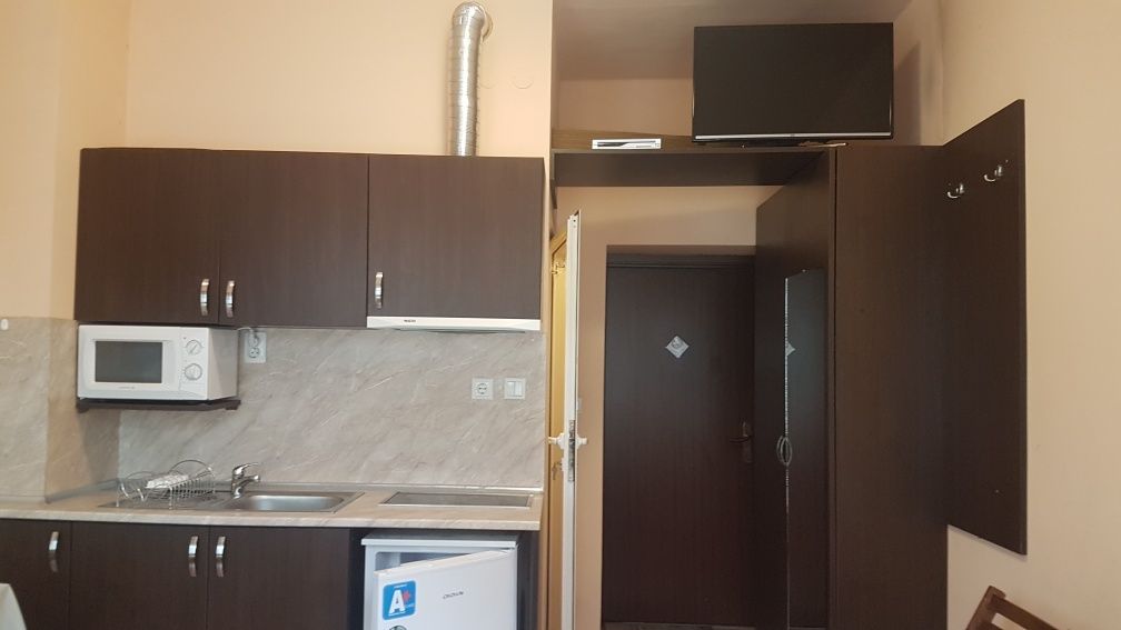 Давам едностаен апартамент боксониера под наем,24 кв.м. ВИНС, МЕИ, Мор