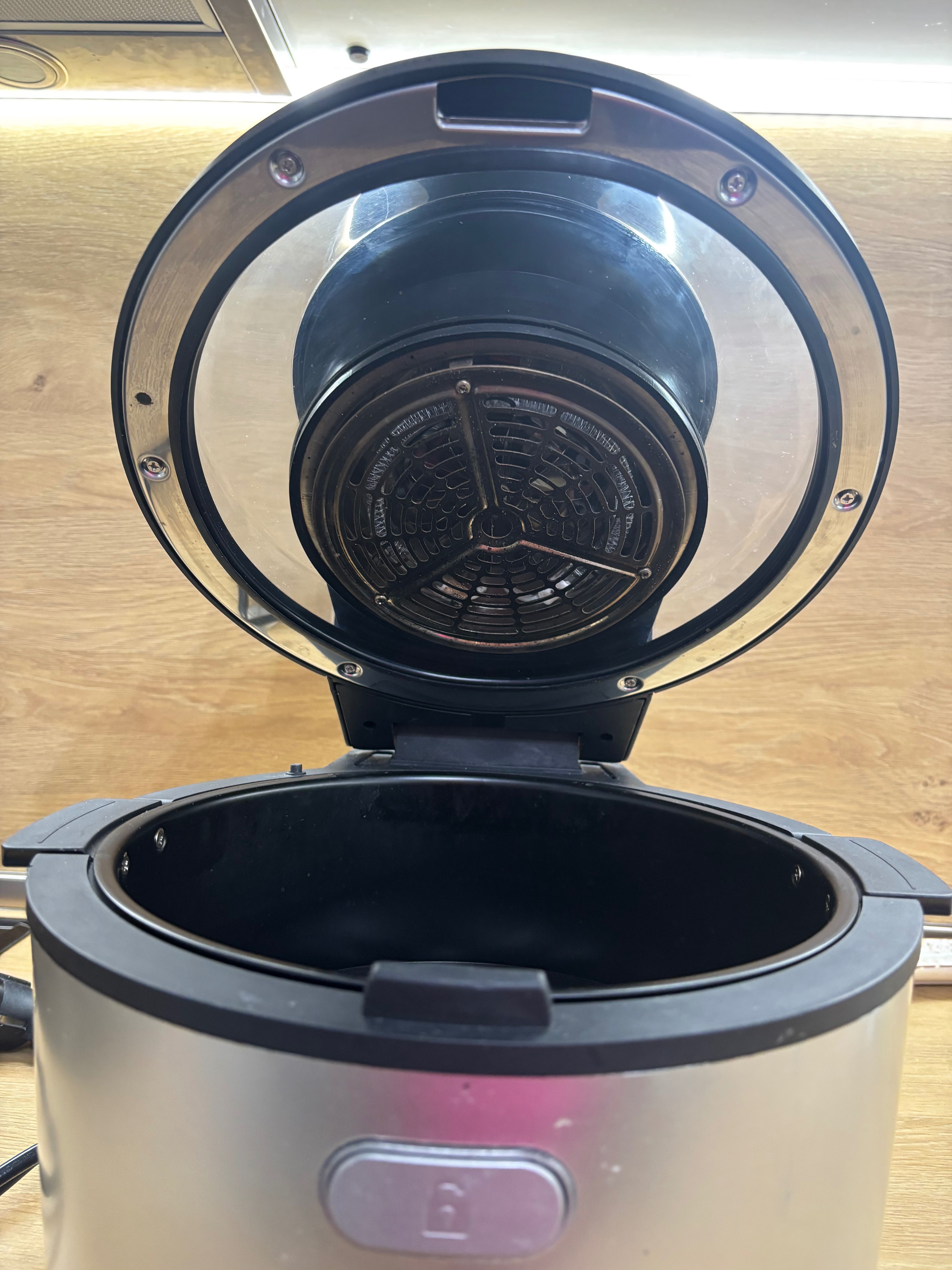 Уред с горещ въздух Air fryer Masterpro by Carlo Cracco