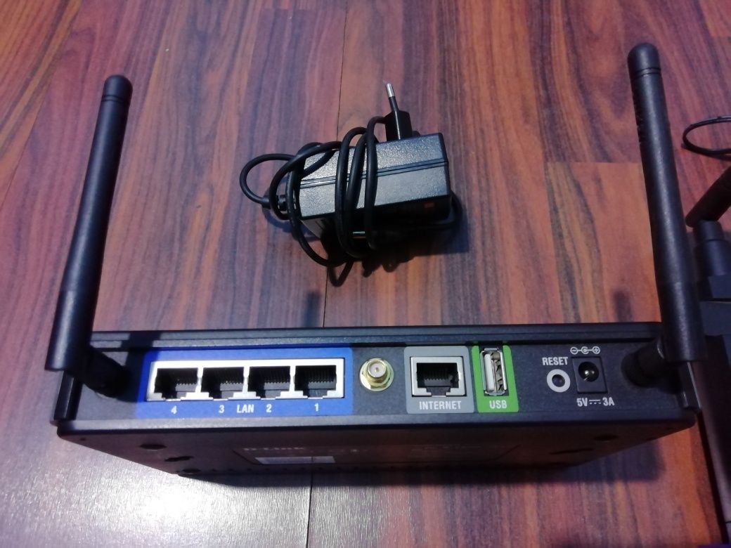 Router wireless, acces internet
