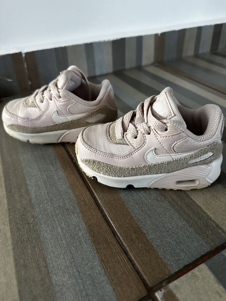 Vând Nike Air Max