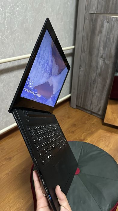 Продам ноутбук LENOVO