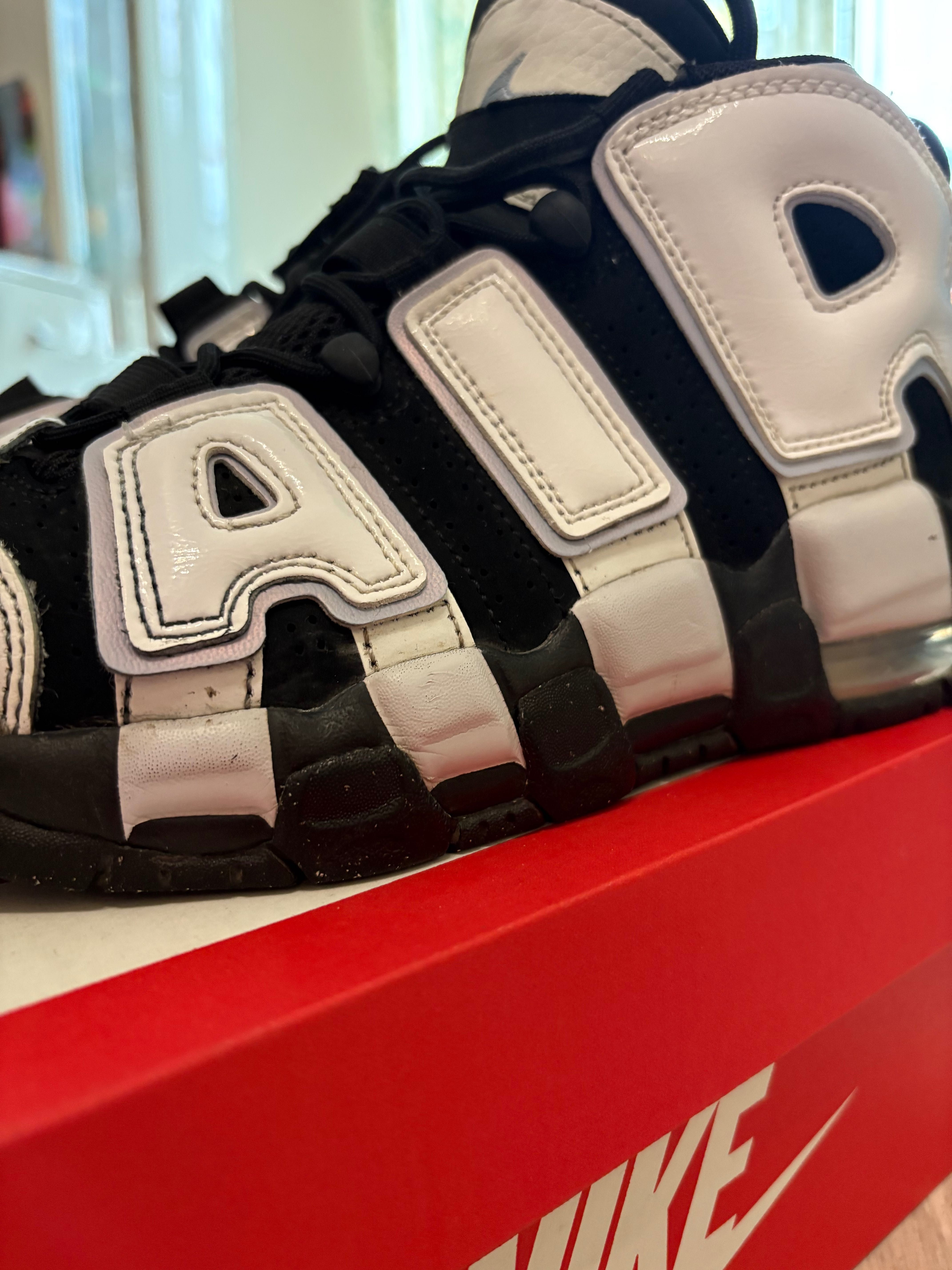 Маратонки Nike Air More UpTempo