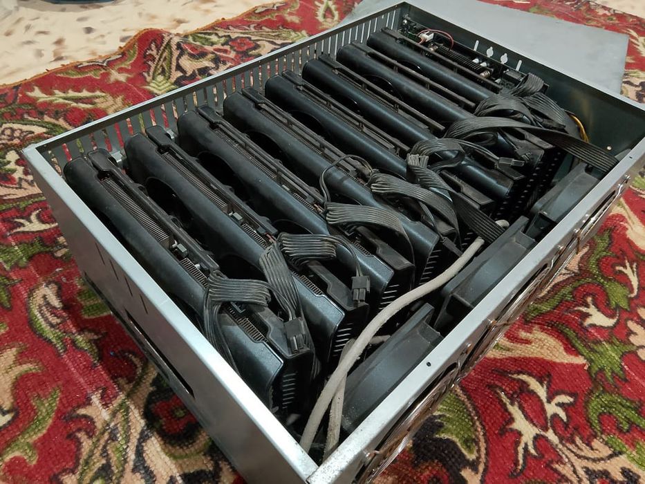 Майнинг ферма xfx 5700