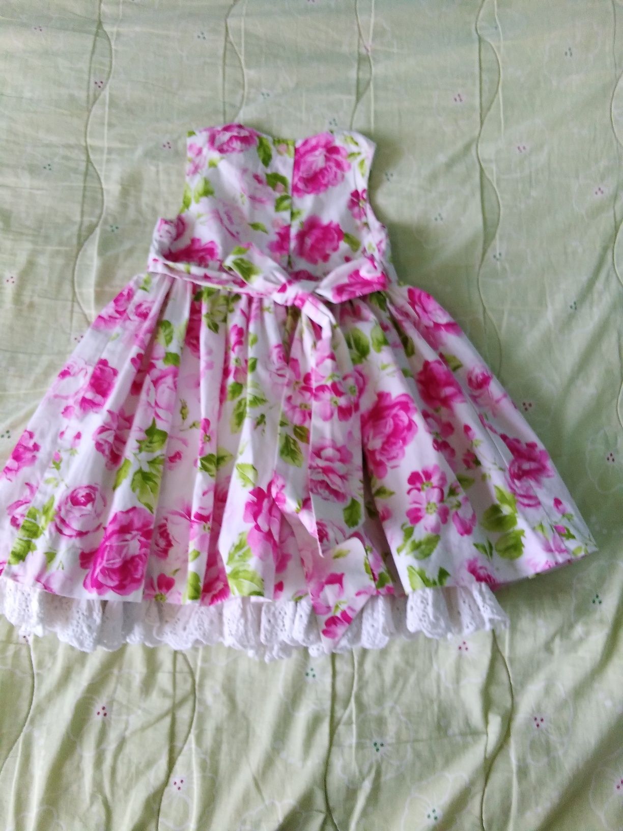 Детска рокля 3-4години
