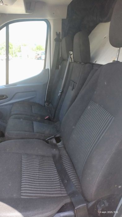 Vând Ford Transit