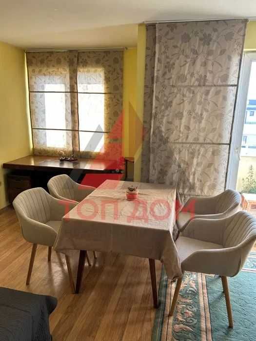 Дава се под наем Тристаен апартамент в Варна, Зимно кино Тракия - 90 кв.м за 612 € - Снимка #1