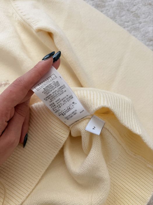 Burberry pulover XS-S