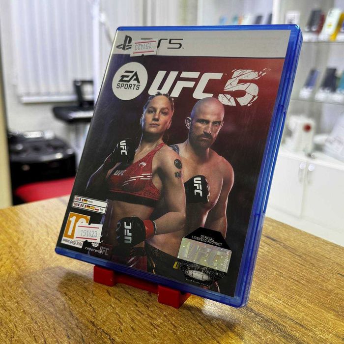Диск игровой SONY PlayStation 5 ufc 5 / sk151423
