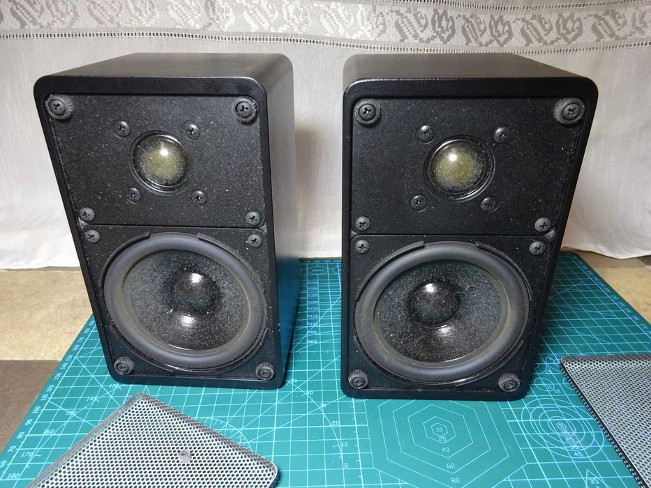 Set boxe audio compacte Canton Plus S