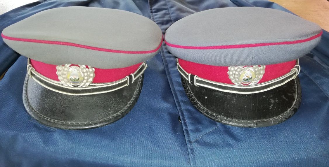 Uniformă ofițer miliție 1984, colecționari
