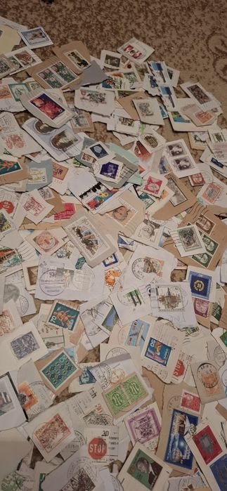 1200 пощенски марки