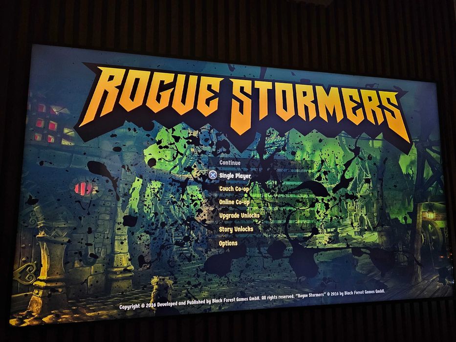 Sony Play Station 4 Phat 1TB complet cu jocuri si 2 controllere PS4 1T