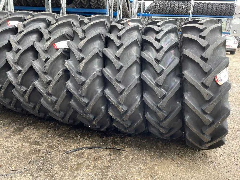 Cauciucuri 12.4-28 noi pentru tractor U445 marca ALLIANCE