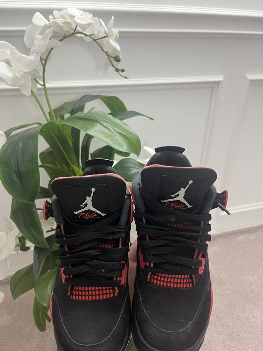 Jordan 4 Red Thunder