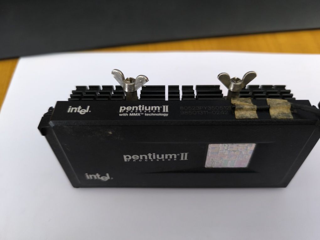 Ретро процесори intel
