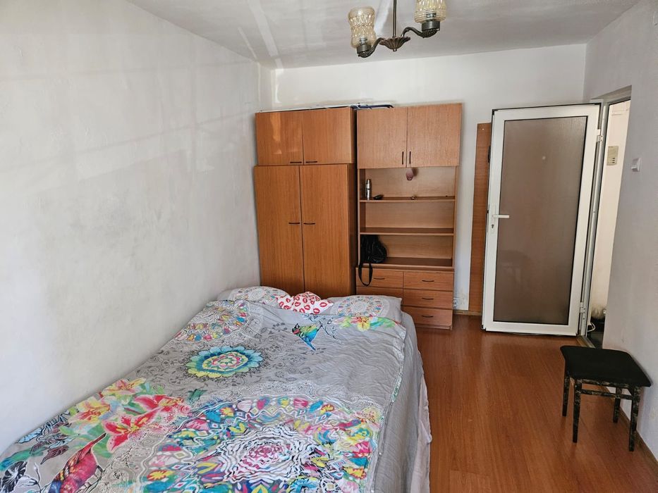 Inchiriez garsoniera