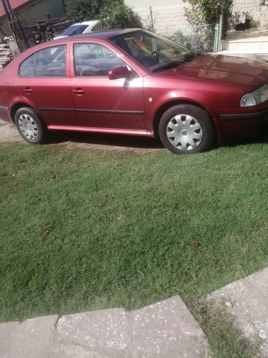 Vând Skoda Octavia