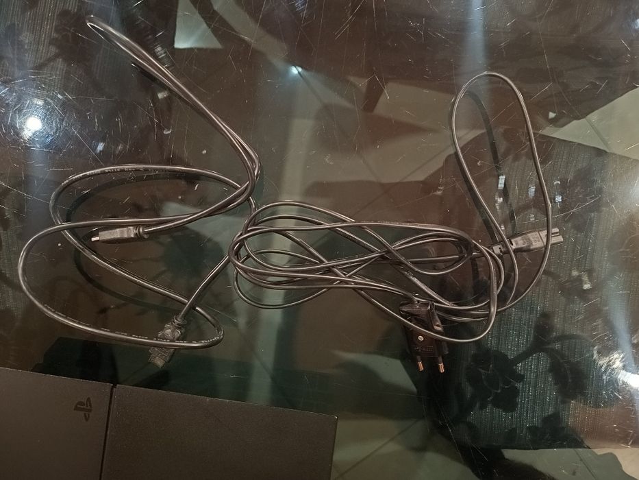 PS4 1TB, Playstation 4 перфектен