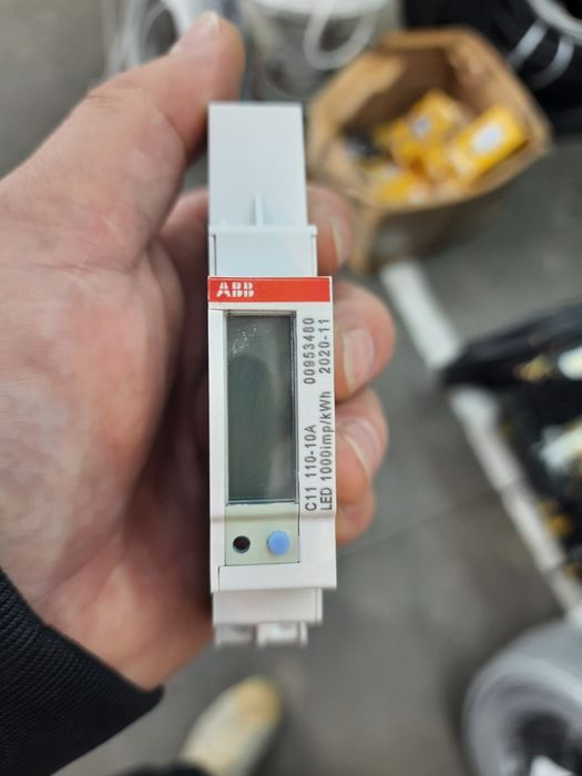 Contor trifazic monofazic ABB