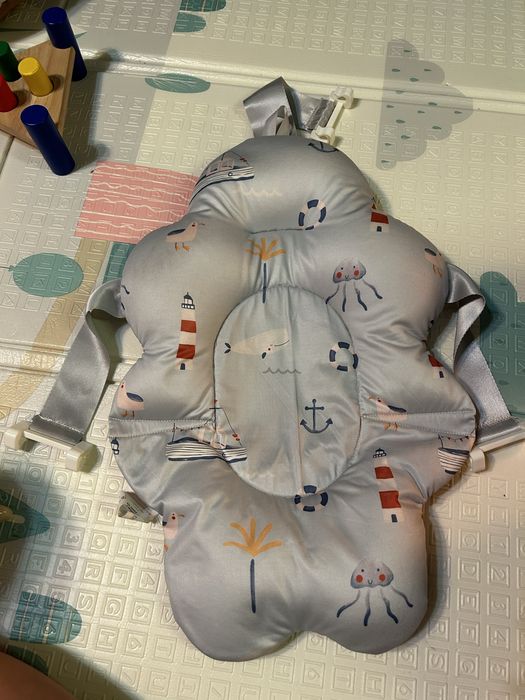 Подложка за ваничка за новородено и подарък