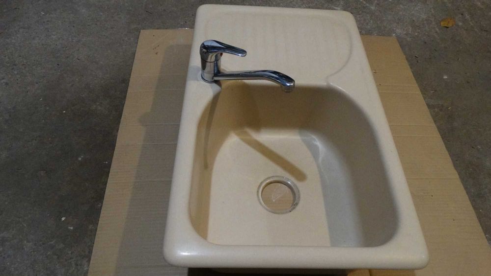 Мивка Фат 80 / 49 със смесител