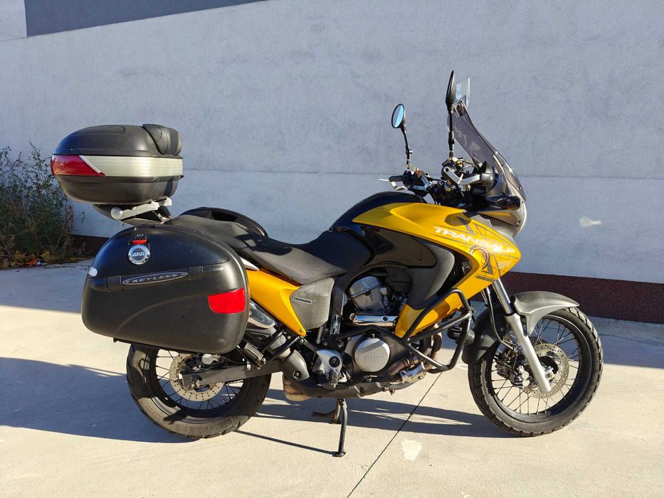 Honda TRANSALP 700