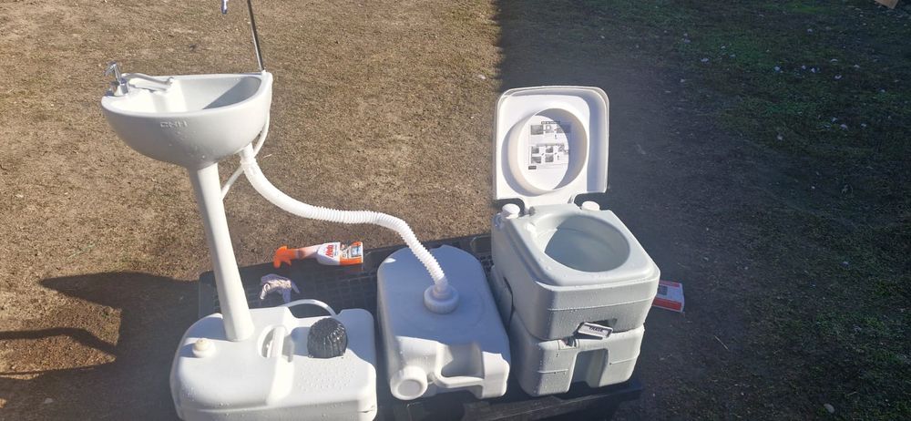 Set Wc și chiuveta pentru cemping