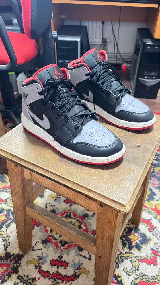 Adidasi Air Jordan 39