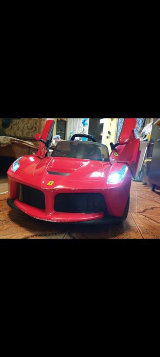 Masina electrica Ferrari