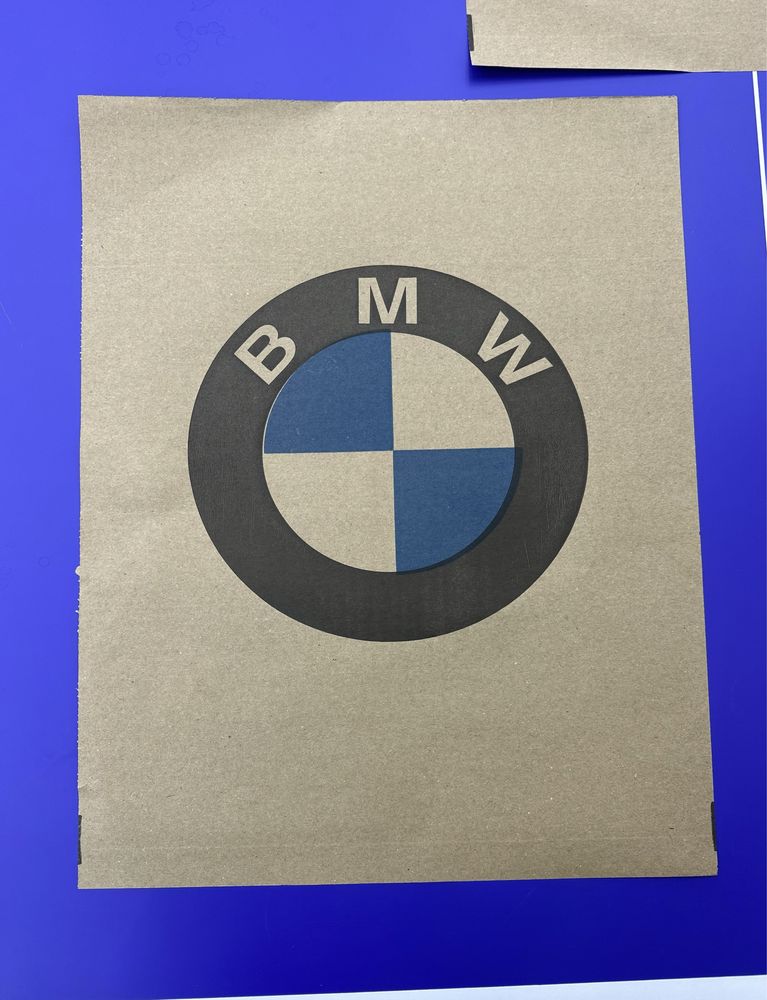 Хартиени постелки за автомобилни стелки BMW / Mercedes / Audi