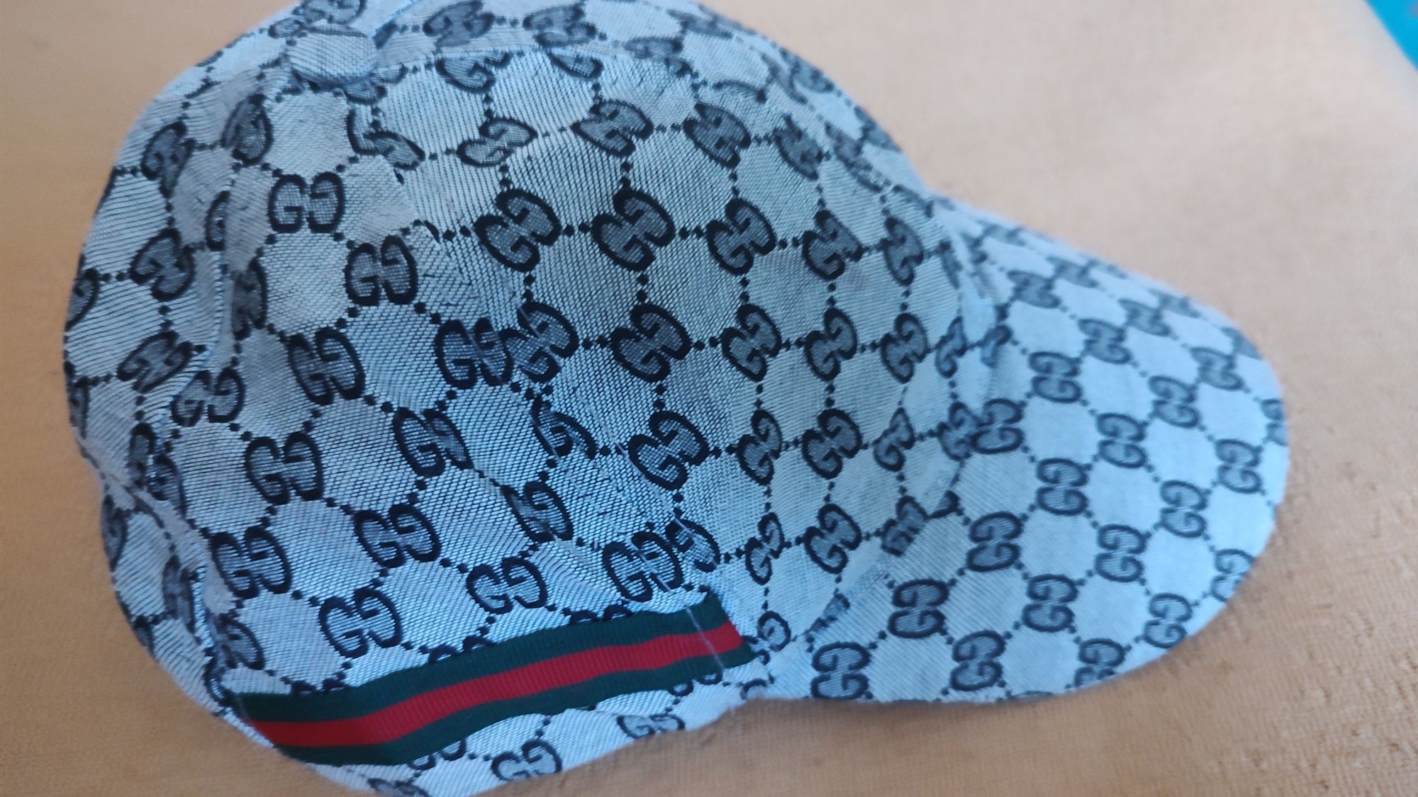 Ofertă Șapcă Gucci nouă